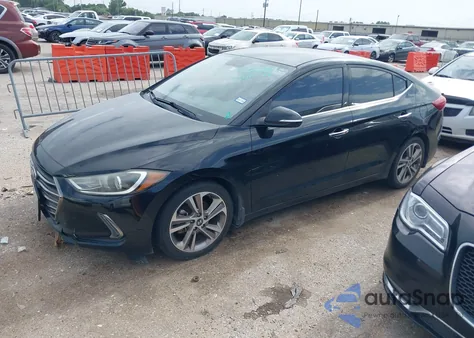 2017 Hyundai Elantra Limited z USA, uszkodzony, nr VIN 5NPD84LFXHH115592